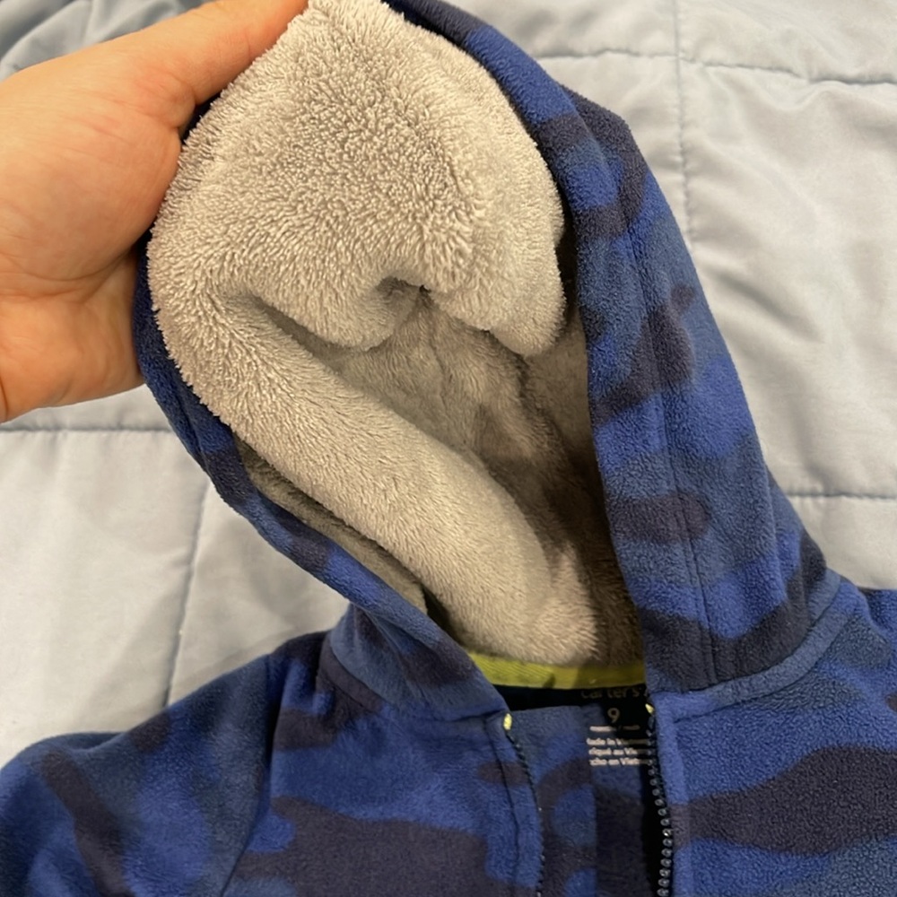 Carters 9M baby winter Outfit - Picture 3 of 6